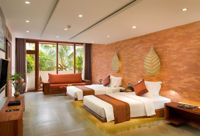 سوییت لوکس, Golden Temple Residence