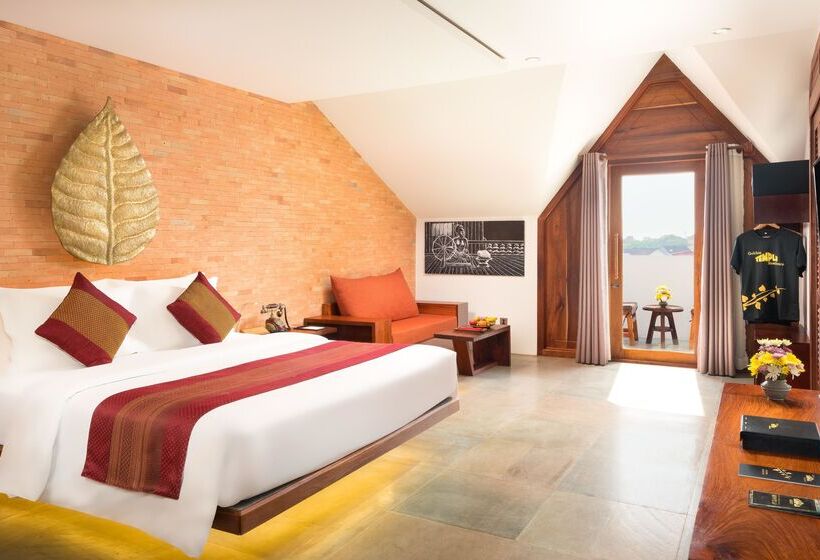 سوییت لوکس, Golden Temple Residence