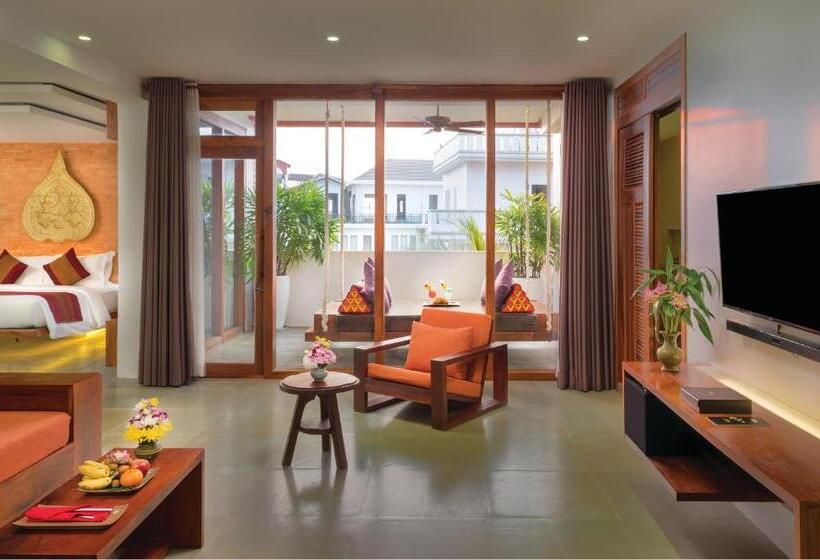 سوئیت رویال, Golden Temple Residence