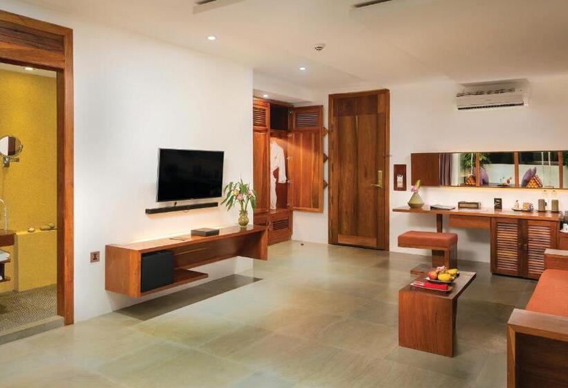 سوئیت رویال, Golden Temple Residence