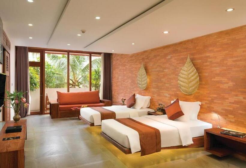 سوییت لوکس, Golden Temple Residence