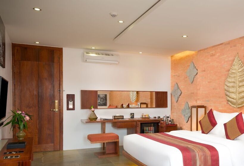 سوییت لوکس, Golden Temple Residence