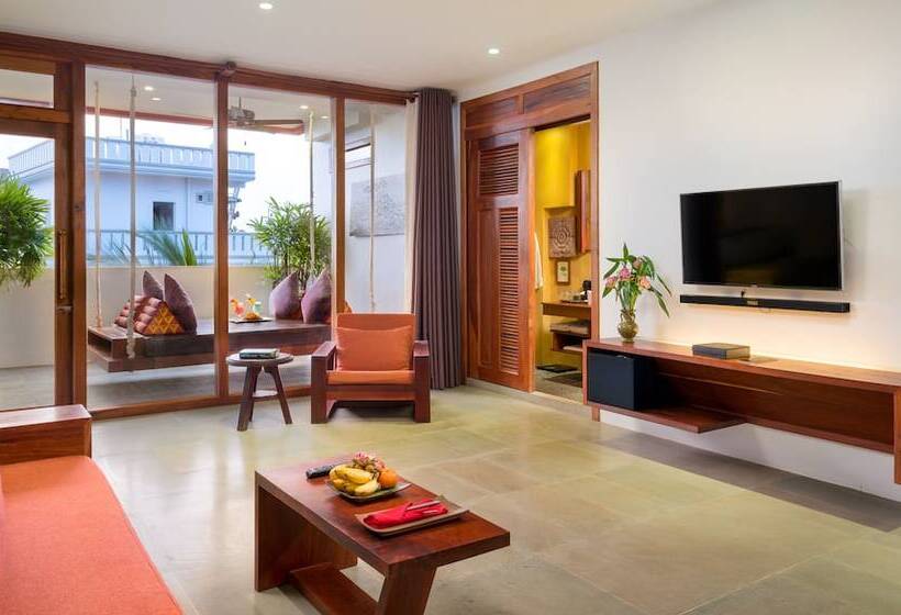 سوئیت رویال, Golden Temple Residence