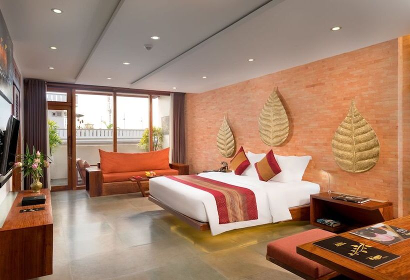 سوییت لوکس, Golden Temple Residence