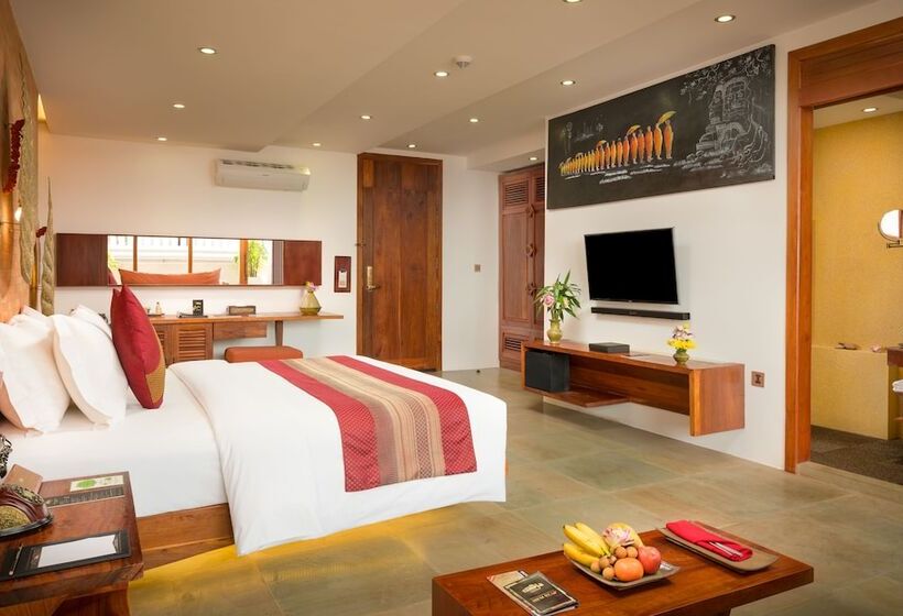 سوییت لوکس, Golden Temple Residence