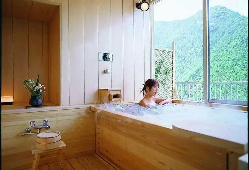 デラックスルーム, Hinotani Onsen Misugi Resort