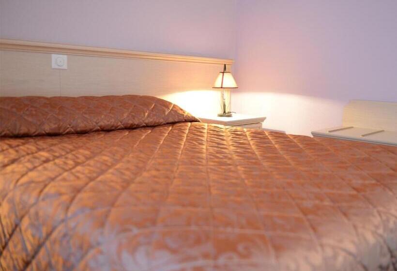 Номер Стандарт, Best Western Flers Centre Gare