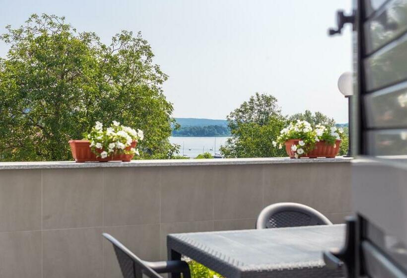 إستوديو قياسى سرير كينج, Italia Dormelletto