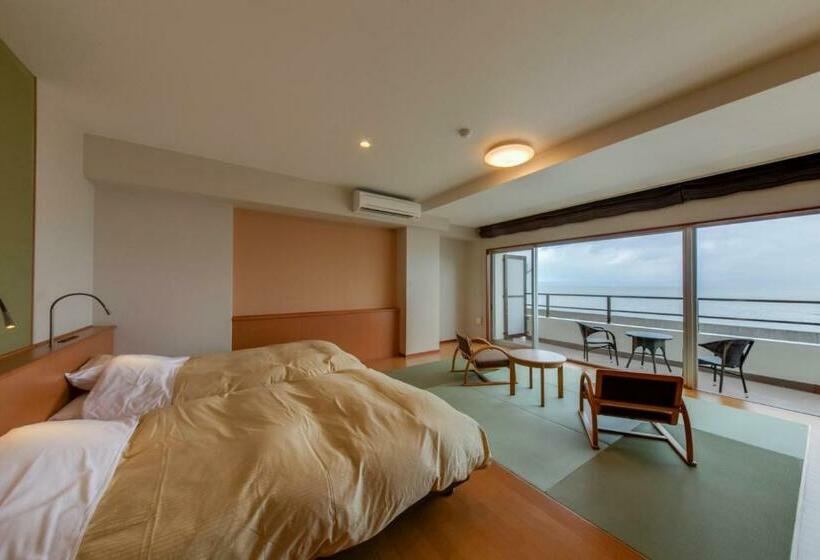 חדר מוזל עם נוף לים, Kyukamura Ibusuki