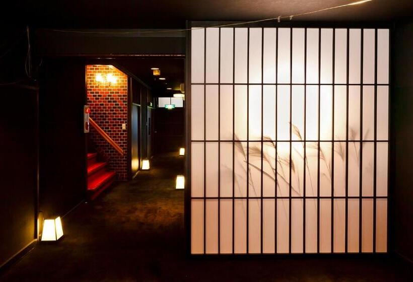 غرفة إقتصادية, Manten No Hoshi