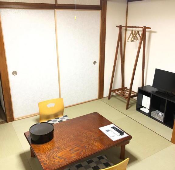 غرفة قياسية, Manten No Hoshi