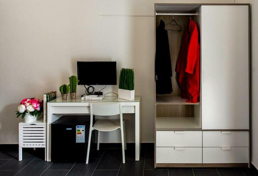 Номер Стандарт, Scigliano