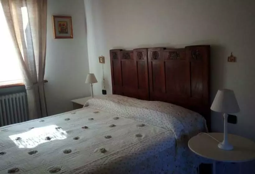 スタンダードルーム, B&b Cadrecca Tra Terra Luna E Mare
