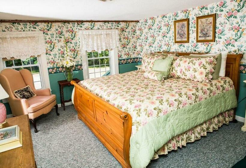 غرفة ديلوكس سرير كينج, The Nutmeg Inn
