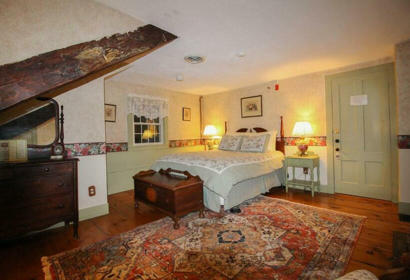 Номер Deluxe, The Nutmeg Inn