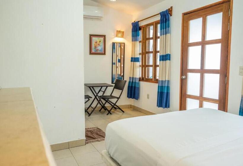 اتاق لوکس با بالکن, Casa Mazunte Tierra Viva