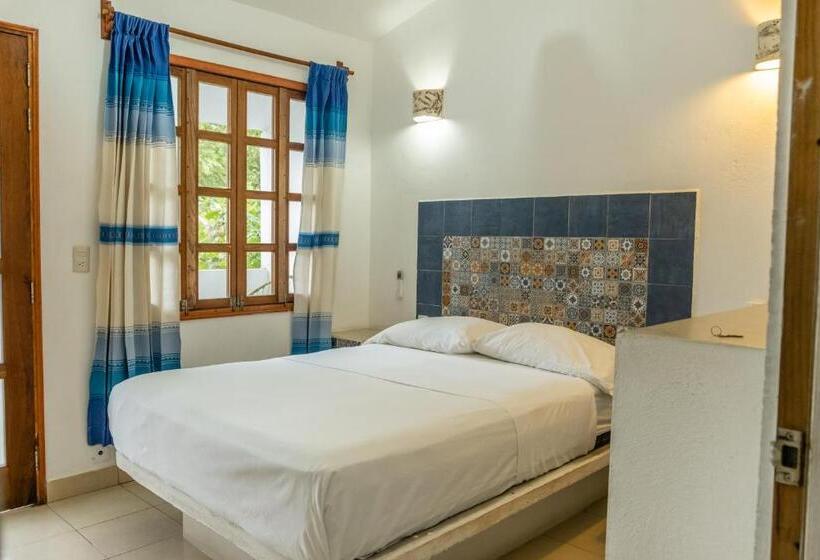 اتاق لوکس با بالکن, Casa Mazunte Tierra Viva