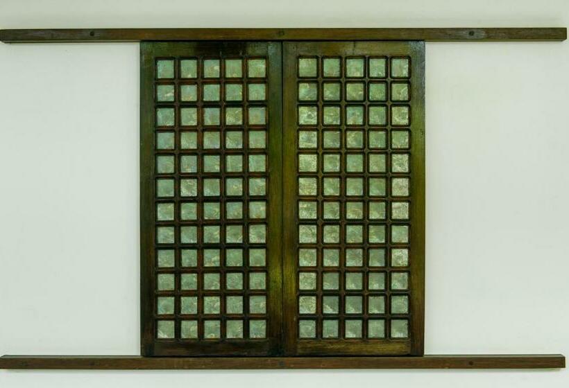 اتاق لوکس, Balay Tuko Garden Inn