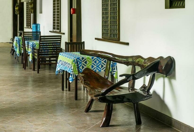 اتاق لوکس, Balay Tuko Garden Inn