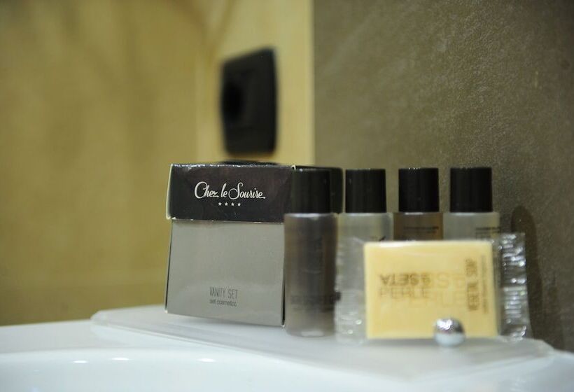 带露台的豪华间, Chez Le Sourire