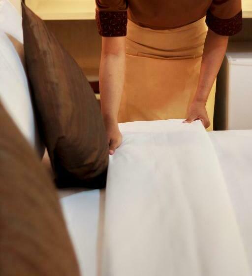 Camera Familiare, Gunawangsa Manyar