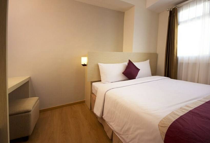 Camera Familiare, Gunawangsa Manyar