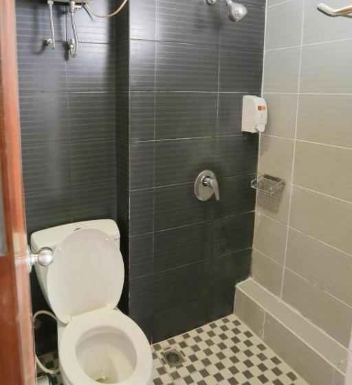 Camera Deluxe, Gunawangsa Manyar