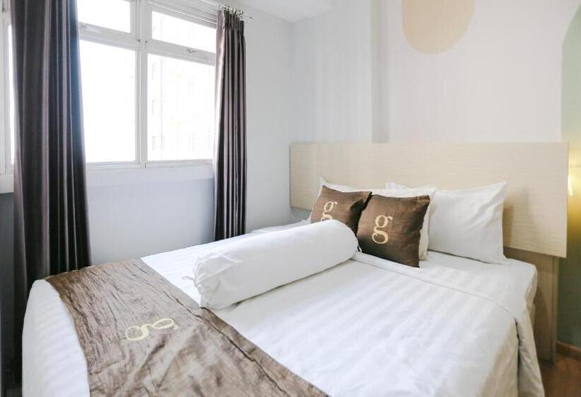 Camera Familiare, Gunawangsa Manyar