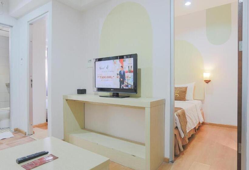 Camera Familiare, Gunawangsa Manyar