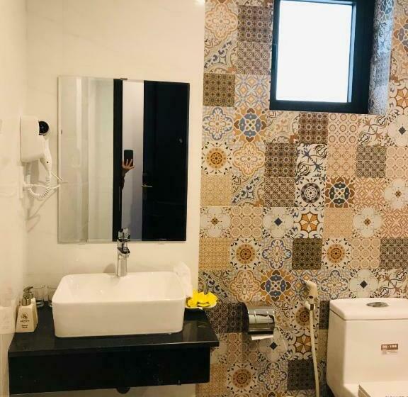 اتاق خانوادگی, Hue Serene Palace