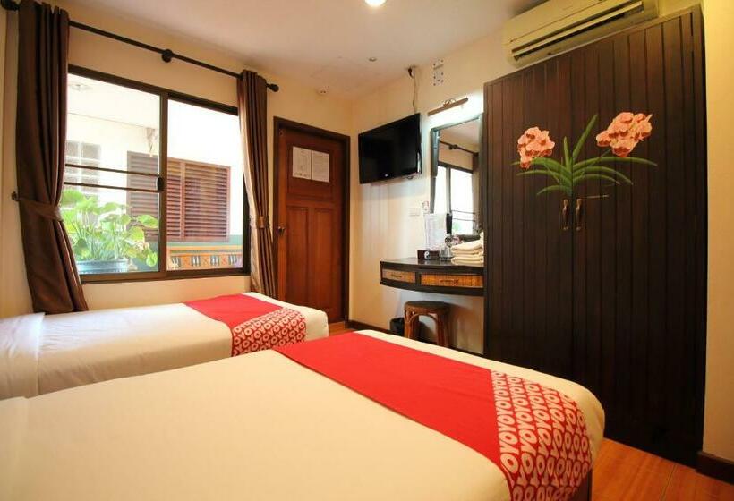 اتاق سوپریور, Pannee Lodge Khaosan Sha Plus