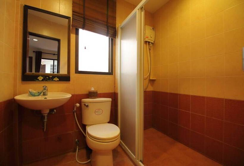 اتاق سوپریور, Pannee Lodge Khaosan Sha Plus