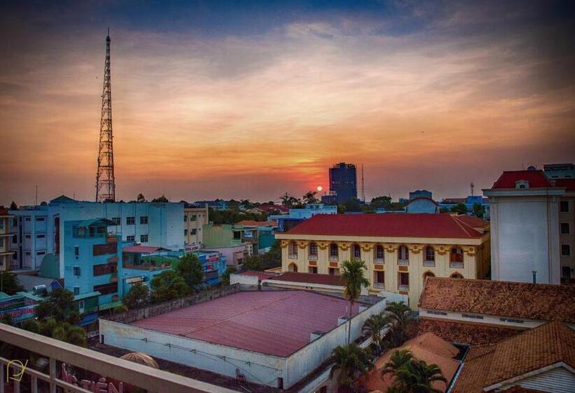 اتاق استاندارد با بالکن, Song Tien