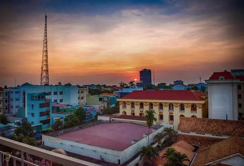 اتاق استاندارد با بالکن, Song Tien