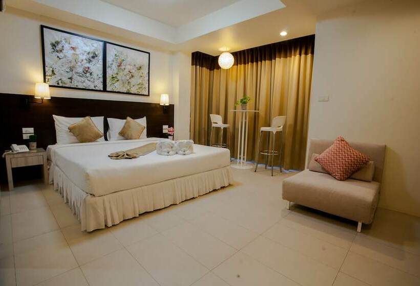 Deluxe Szoba, @ White Patong