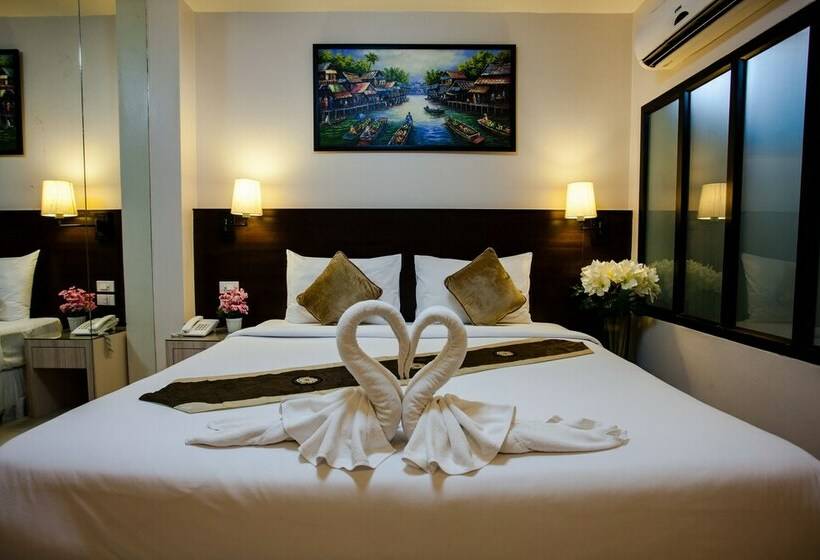 Deluxe Szoba, @ White Patong