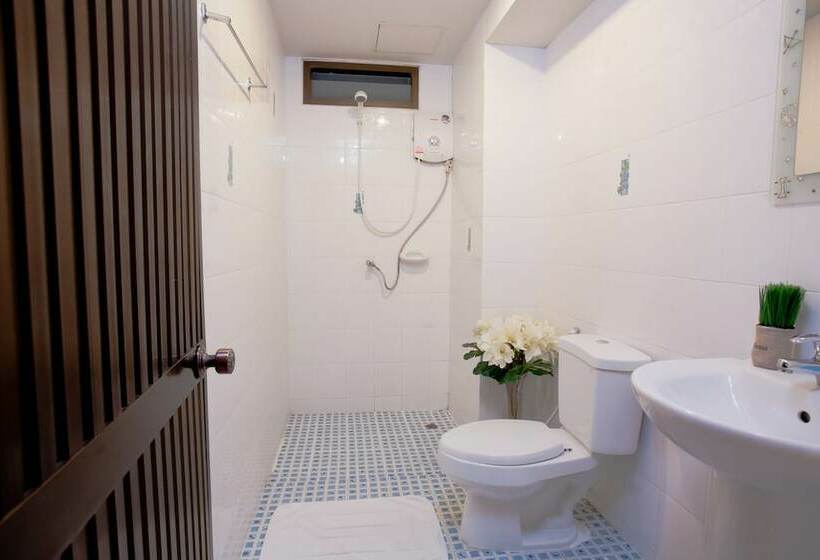 Deluxe Szoba, @ White Patong