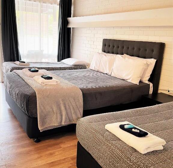 חדר משפחתי נוף לגינה, Jetty Motel The Entrance