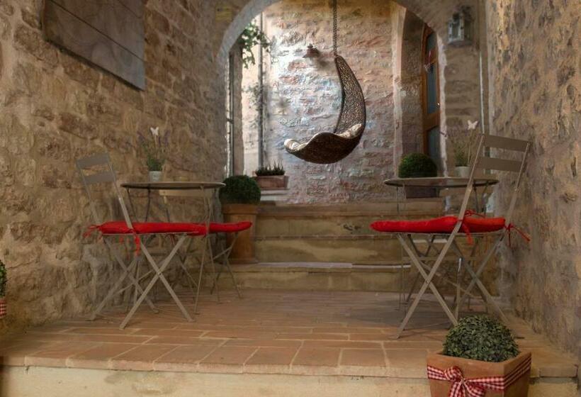 Студия Стандарт, Appartamenti San Francesco Spello