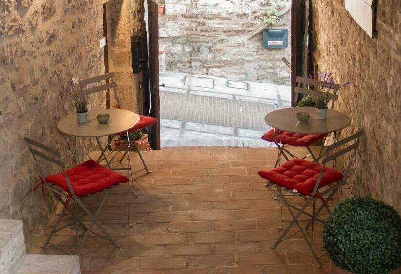 Студия Стандарт, Appartamenti San Francesco Spello