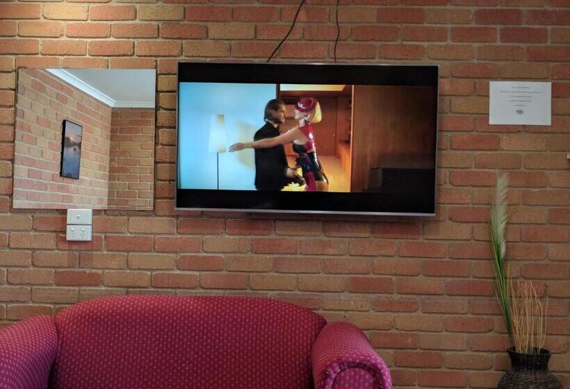 חדר דלוקס, Travellers Inn Kaniva