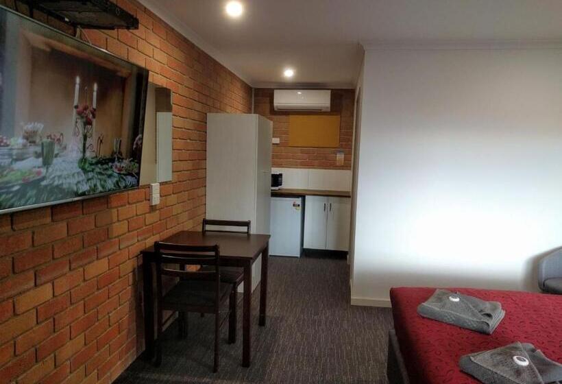 חדר סופריור, Travellers Inn Kaniva