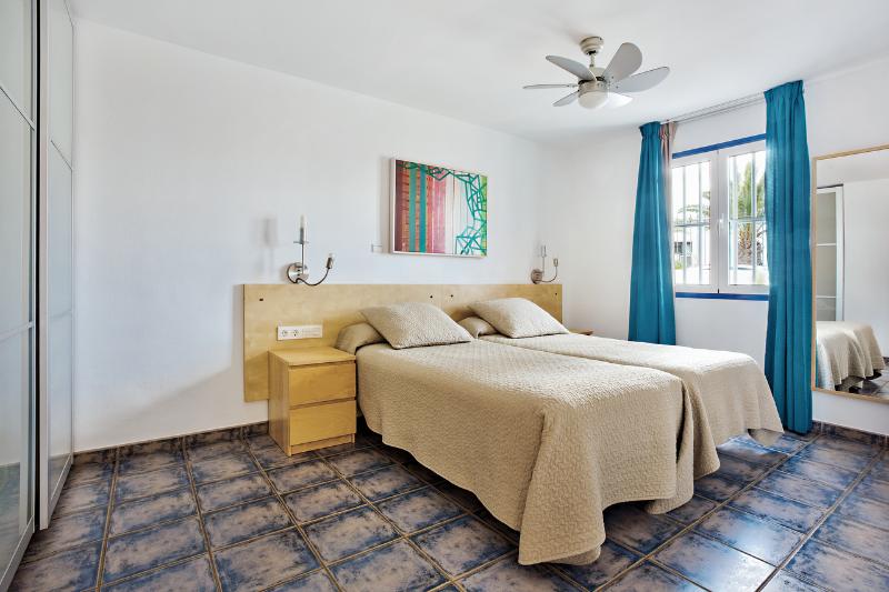 Семейный Номер, Tamar Cove Motel