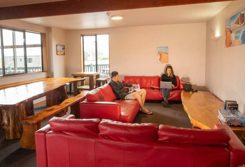 バス共有のスタンダードルーム, Dusky Lodge