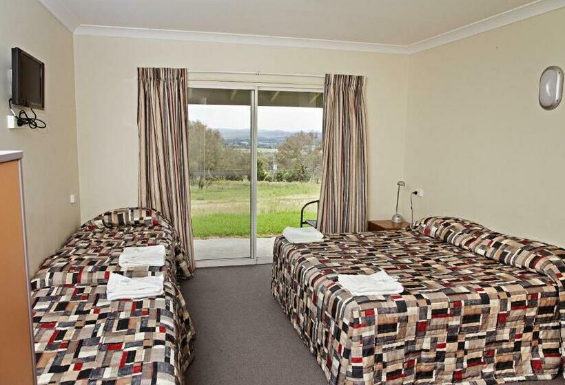 Номер Economy, Bathurst Goldfields Motel At 428 Conrod Straight Mount Panorama