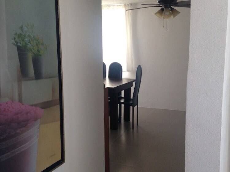 Superior Lejlighed 3 Soveværelser, Hostel Only 4 You