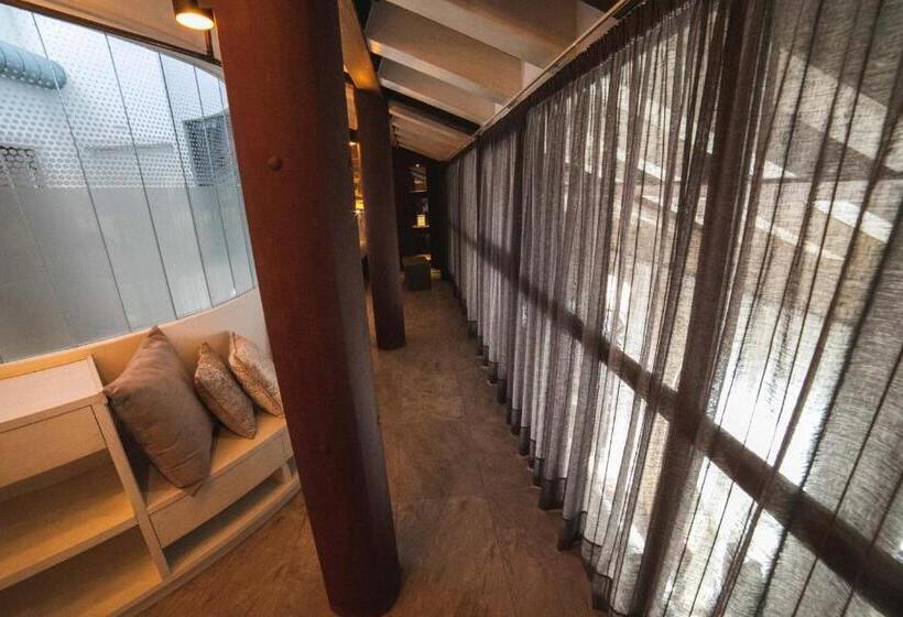 سوییت, Boutique Patio Del Posadero
