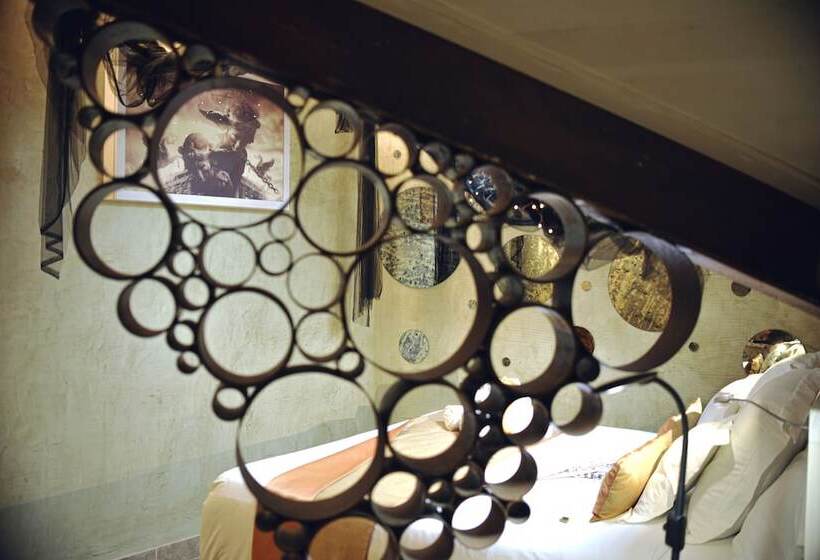 اتاق لوکس, Boutique Patio Del Posadero