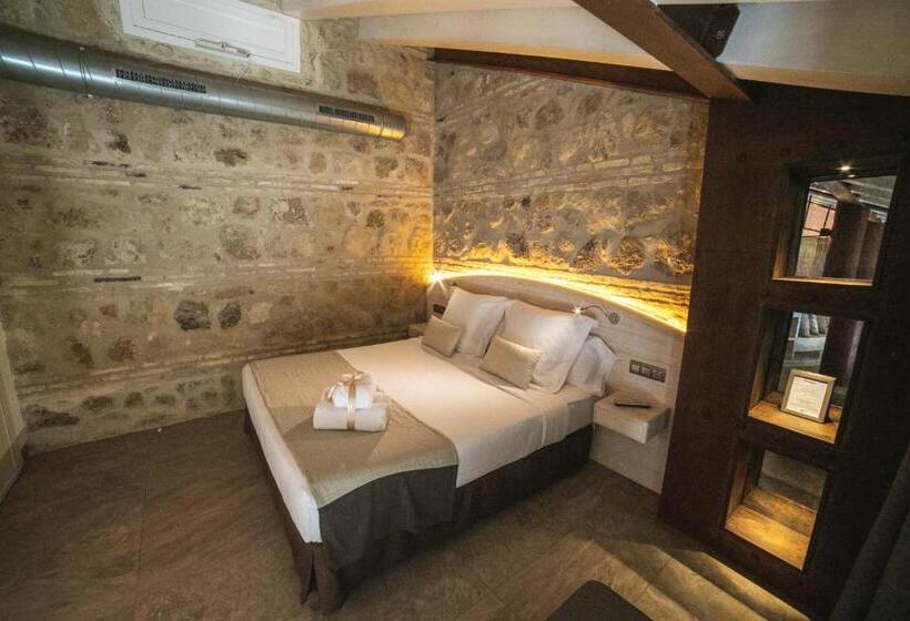 سوییت, Boutique Patio Del Posadero