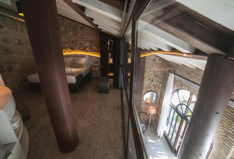 سوییت, Boutique Patio Del Posadero